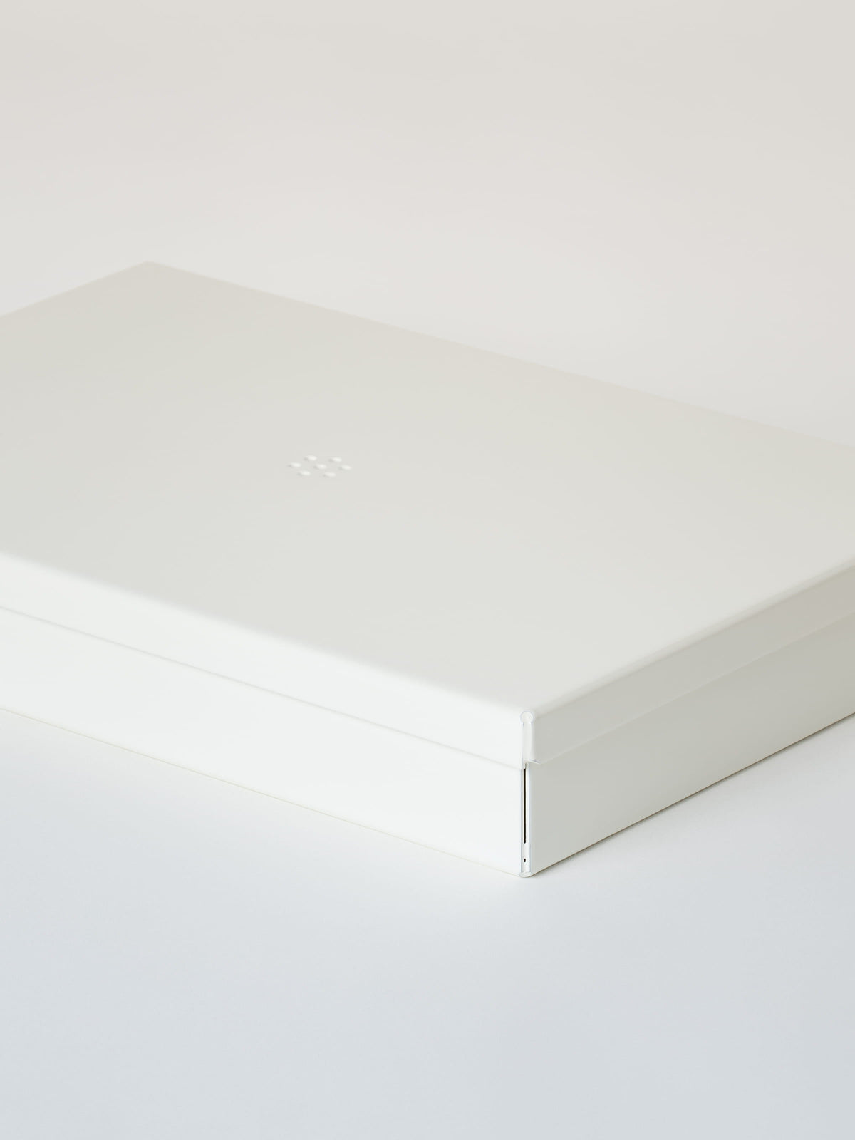 Metal Box Size M - Pearly White