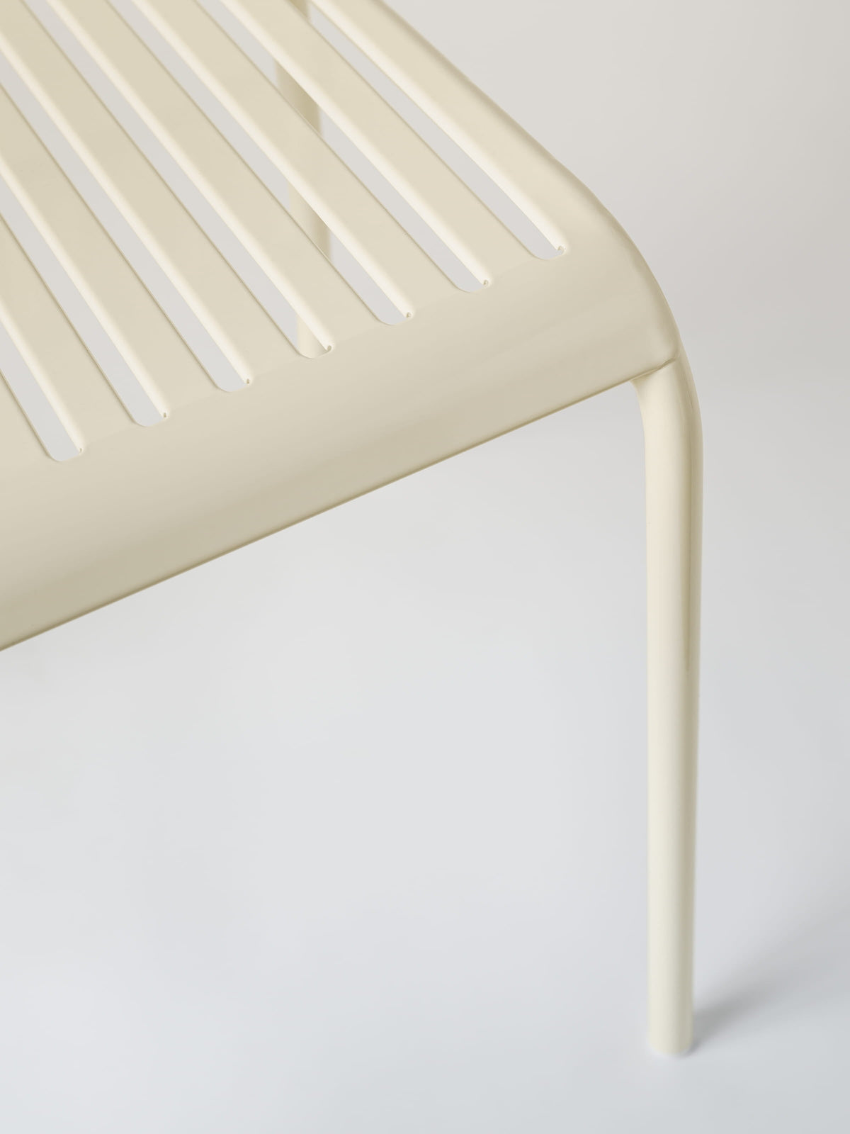 Patio Chair - Pearly White