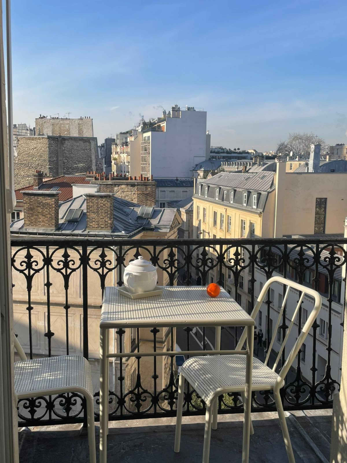 Tressée 60x60 Café Table - Pearly White