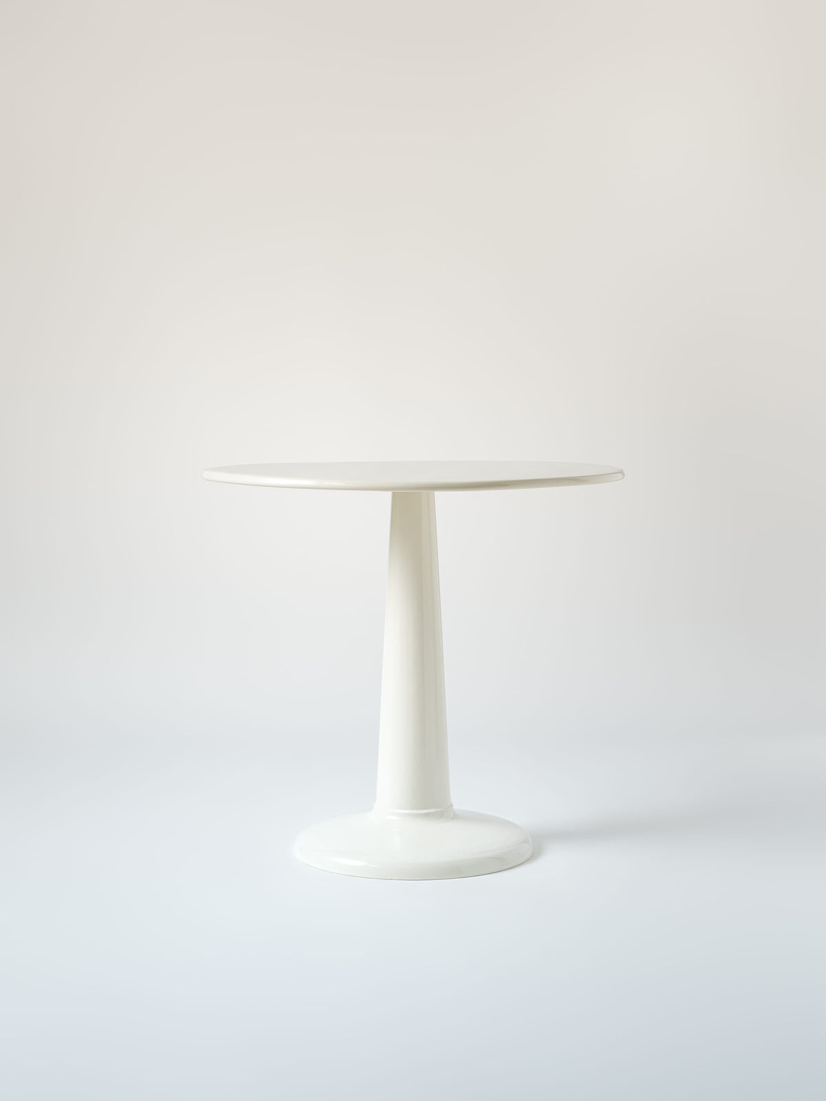 G Ø80 Table - Dark Black