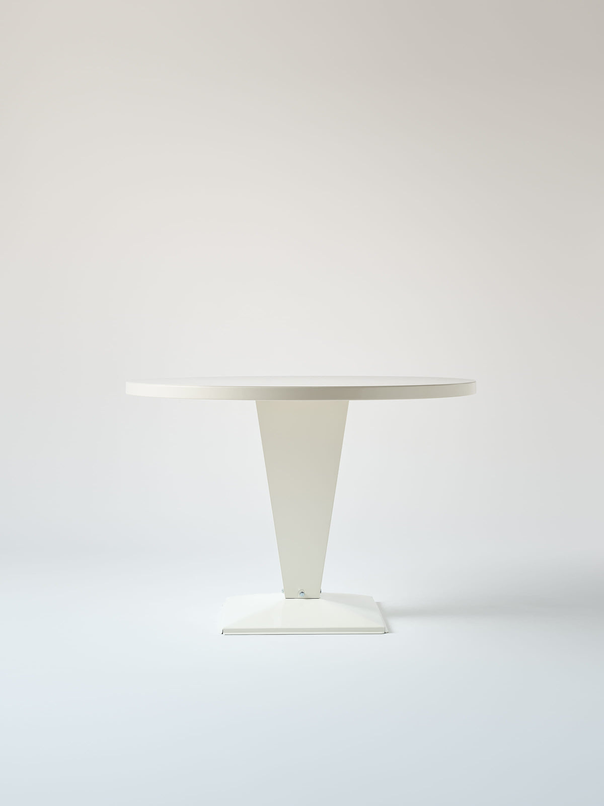 KUB Ø100 Table - Dark Black
