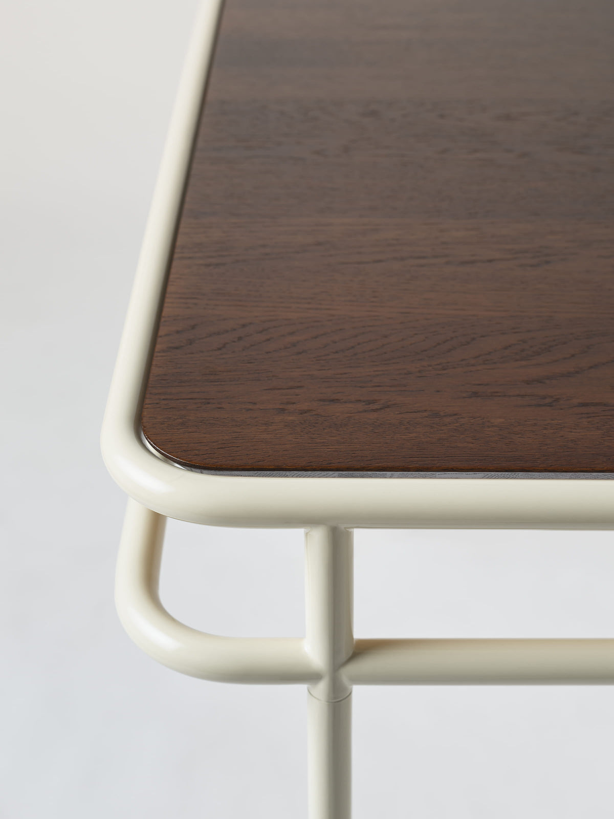UD 180x90 / walnut-stained oak top Table - Pearly White