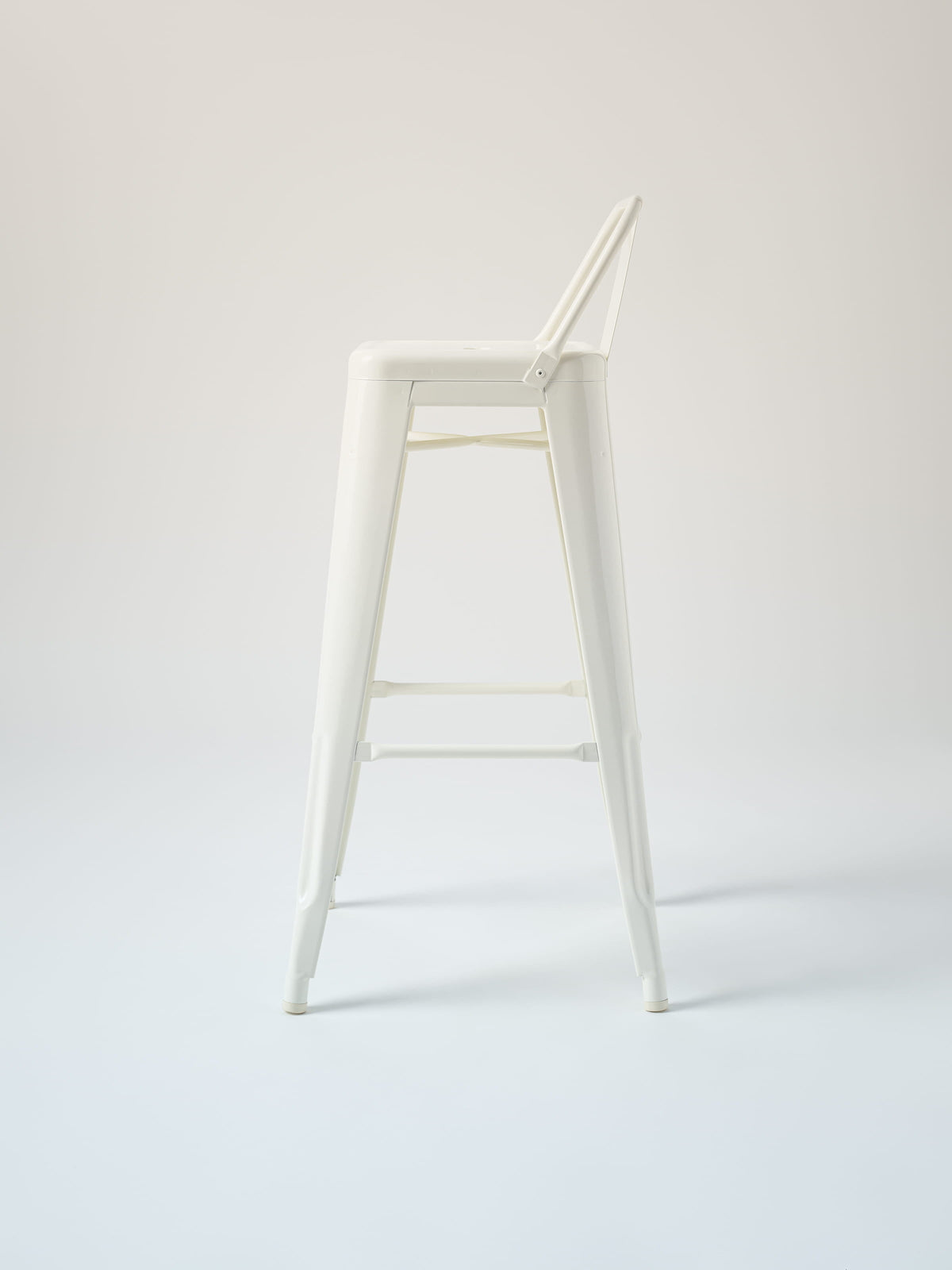HPD75 Stool - Pure White