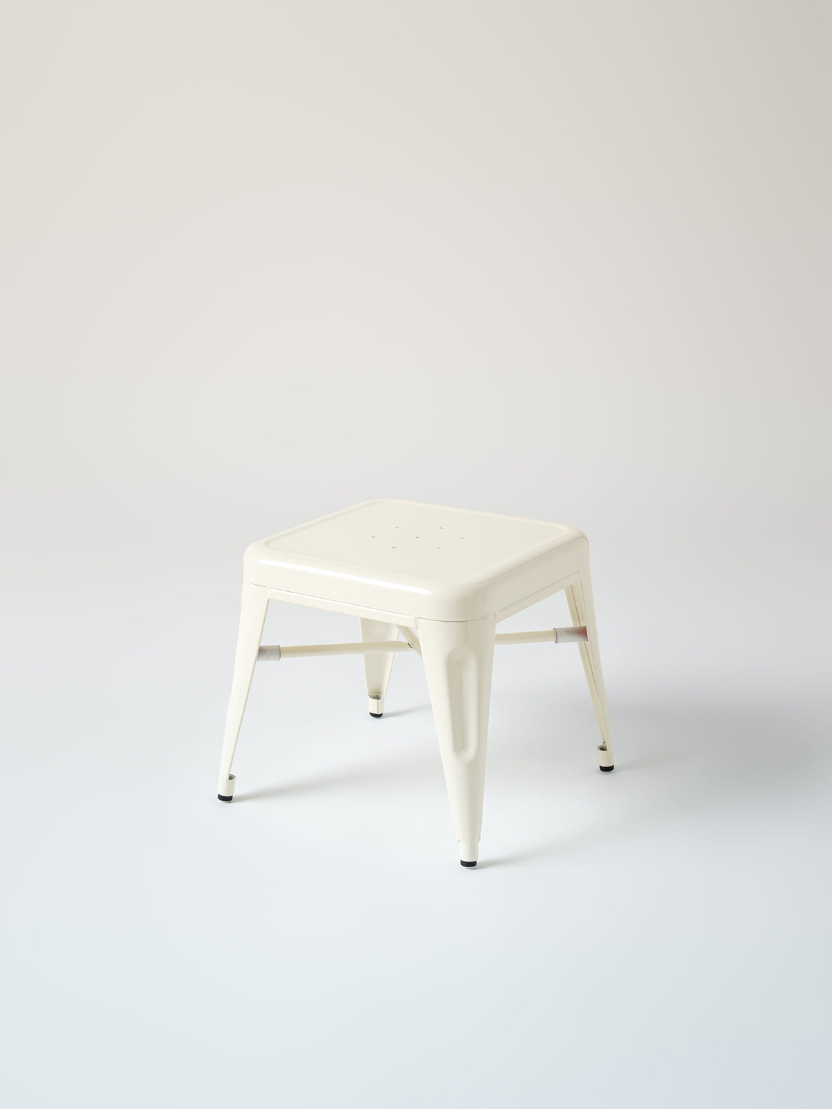 H30 Stool - Pearly White
