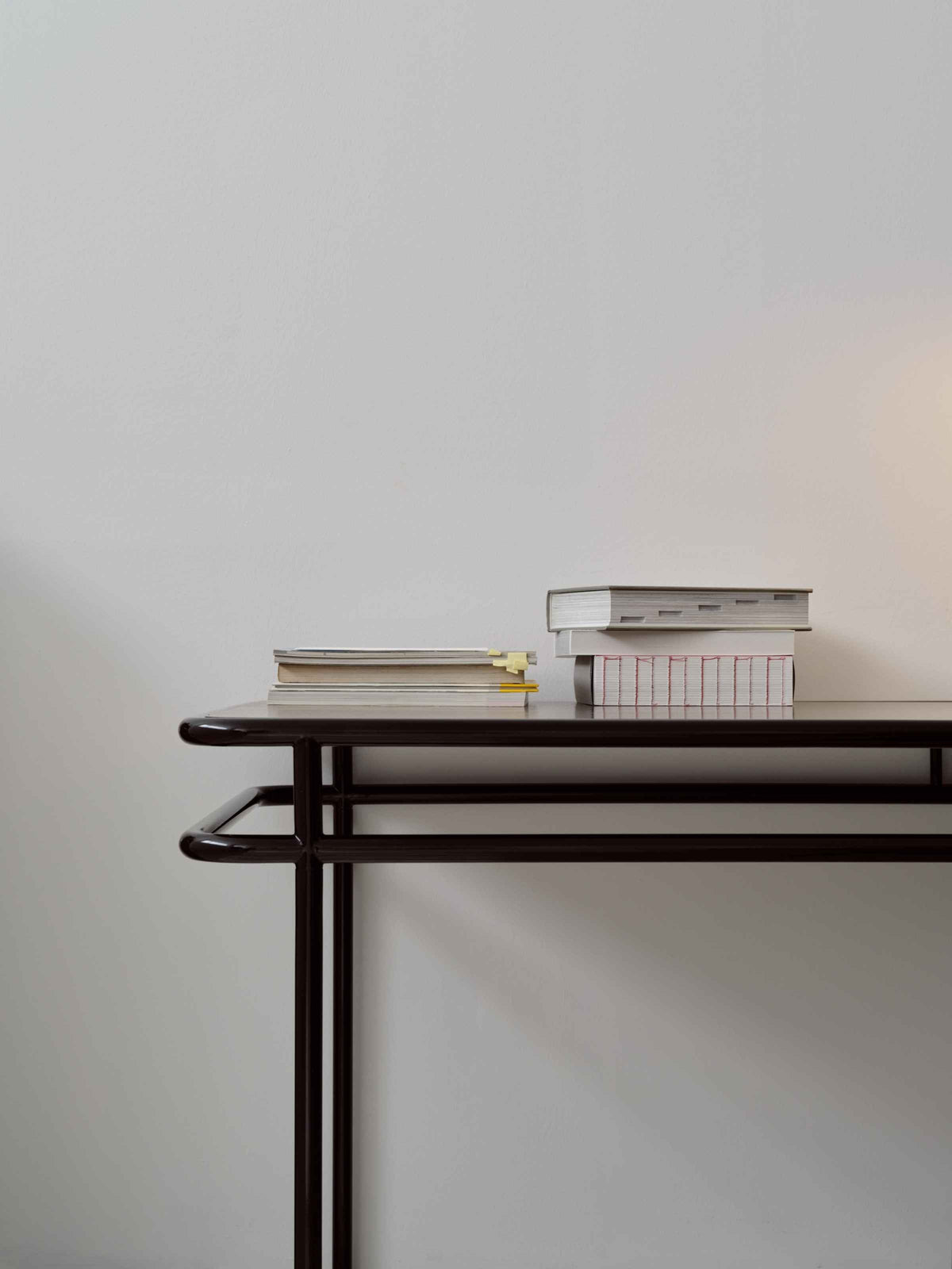 UD 180x90 / walnut-stained oak top Table - Dark Black