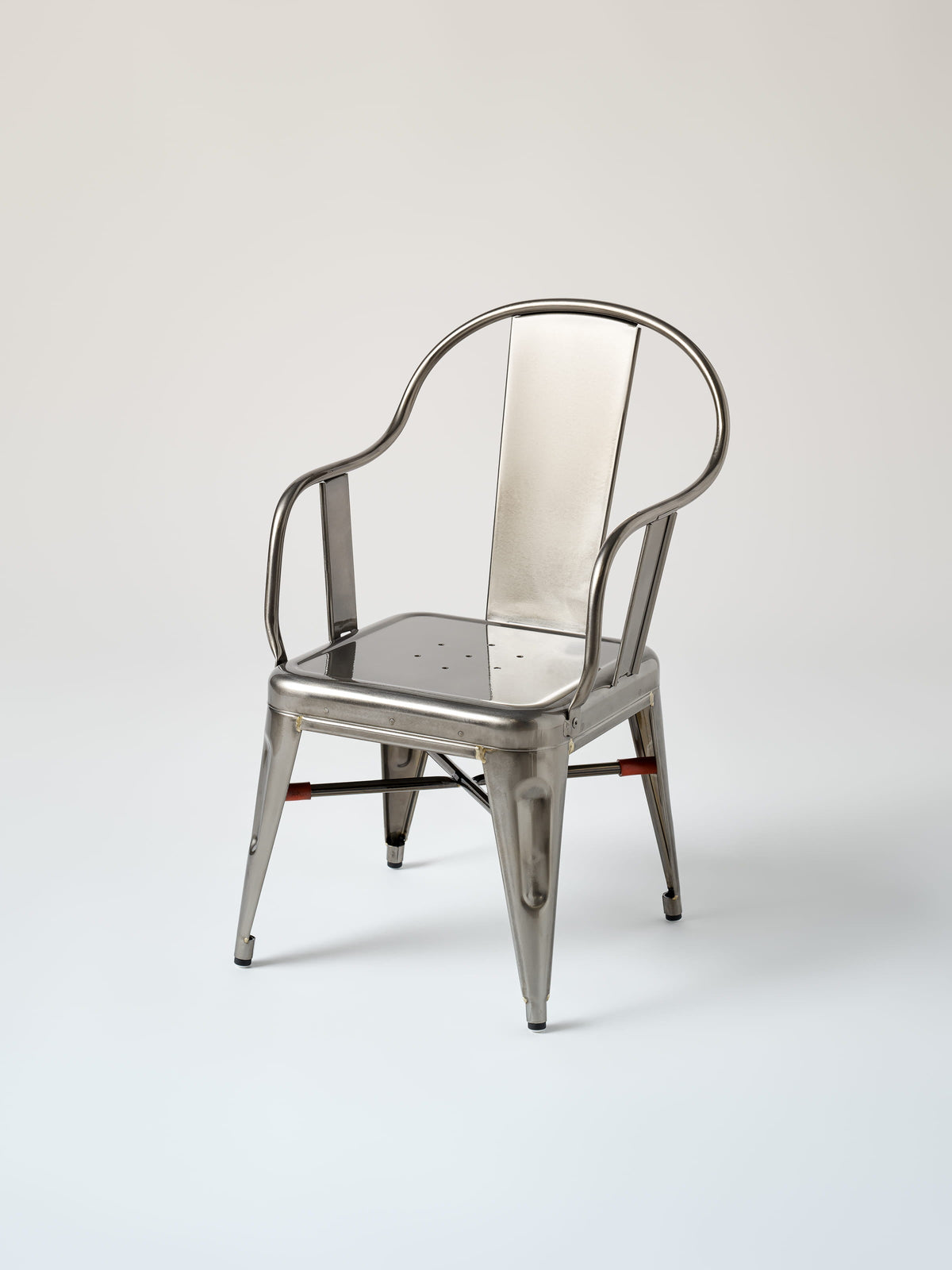 Mouette Armchair - Raw Varnished