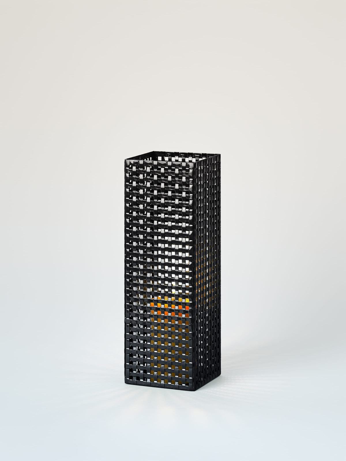 Tressé Lantern Size L - Dark Black
