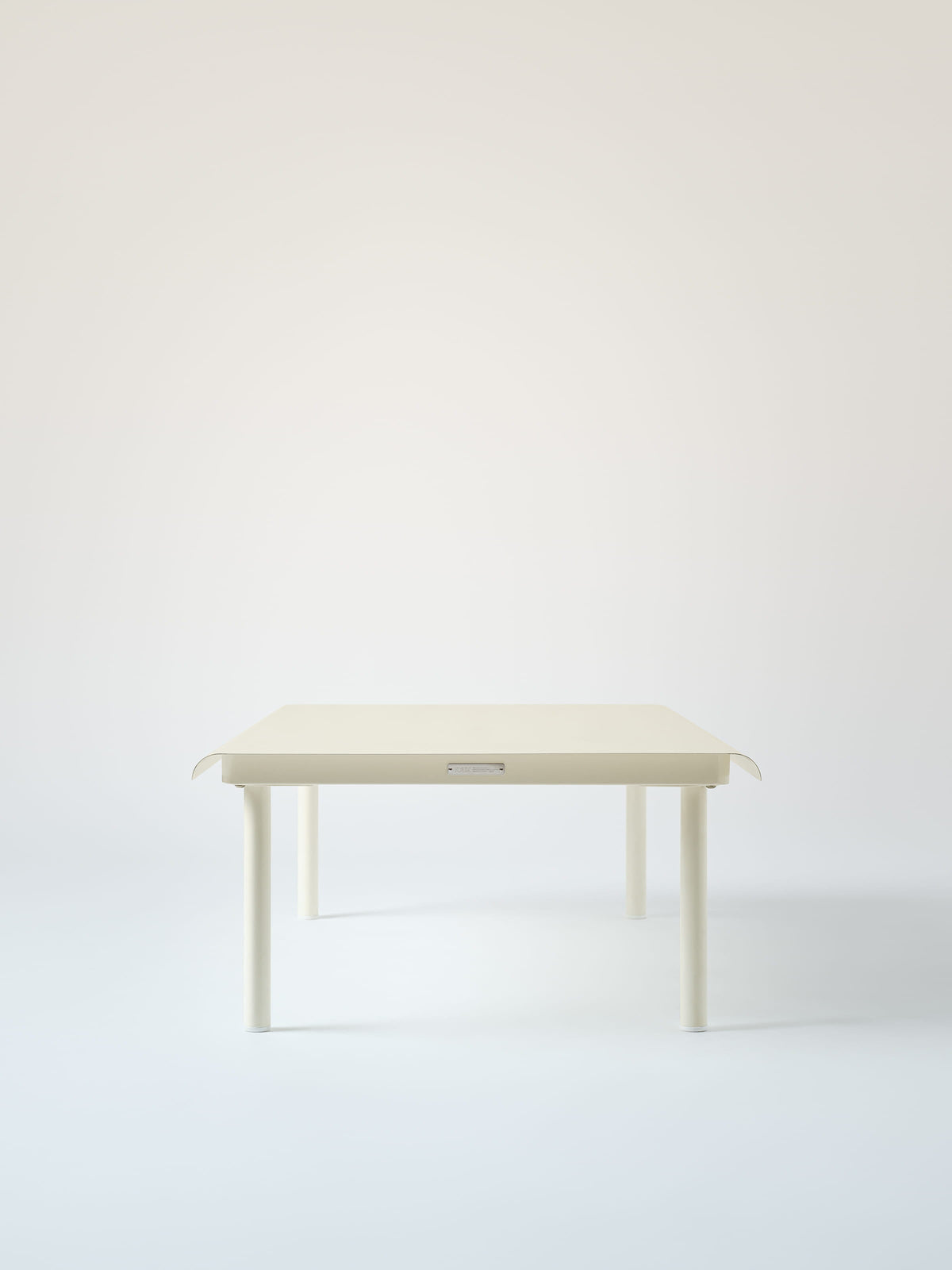 Patio 110x70 Coffee Table - Pearly White