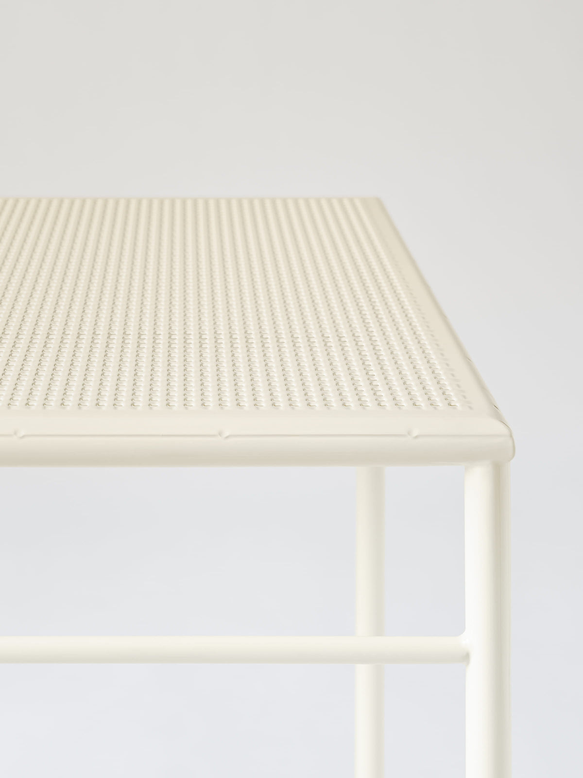 Tressée 60x60 Café Table - Pearly White