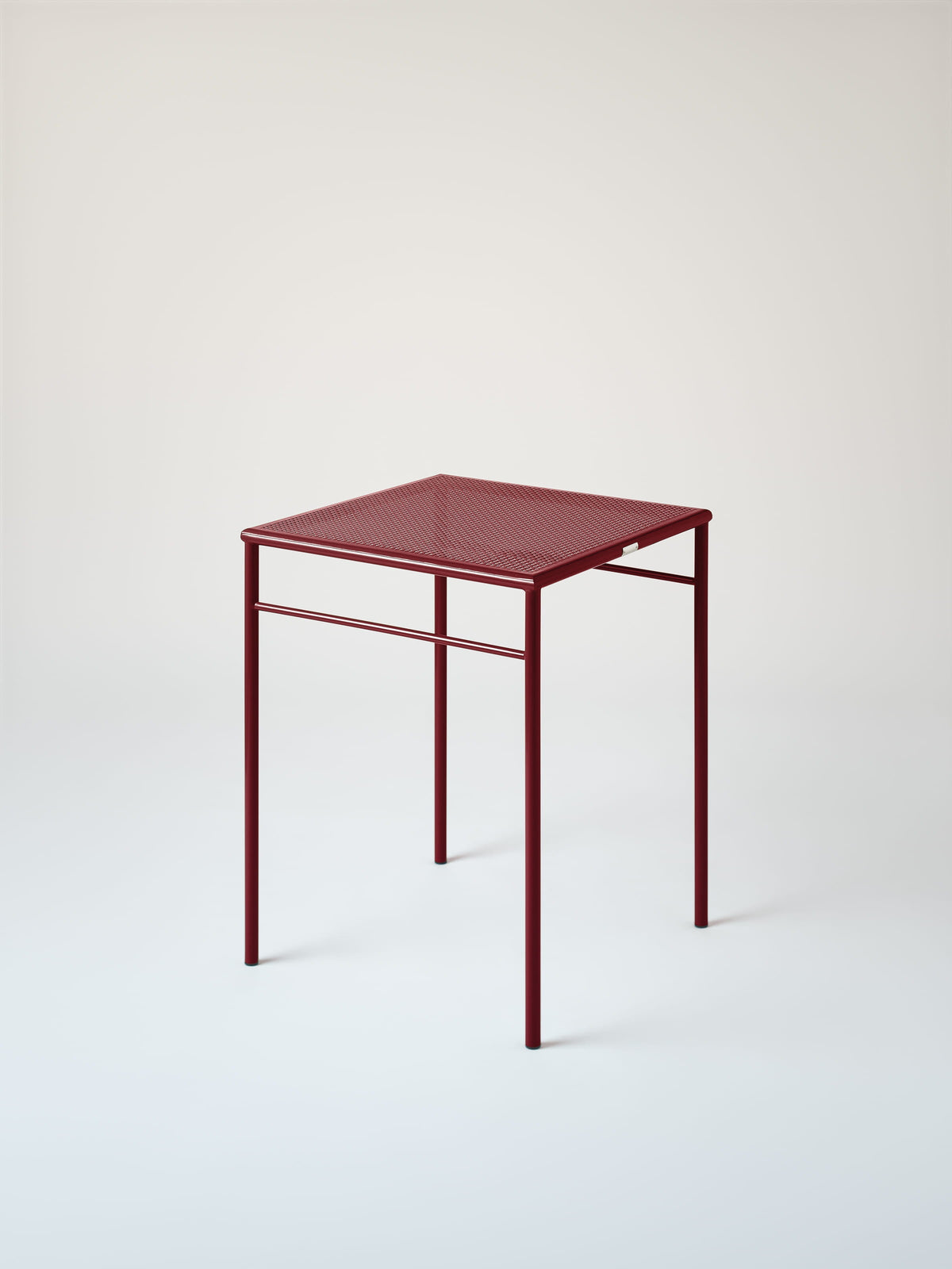 Tressée 60x60 Café Table - Red Wine