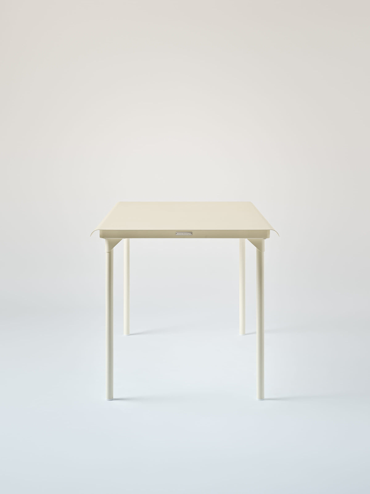 Patio 140x80 Table - Pearly White