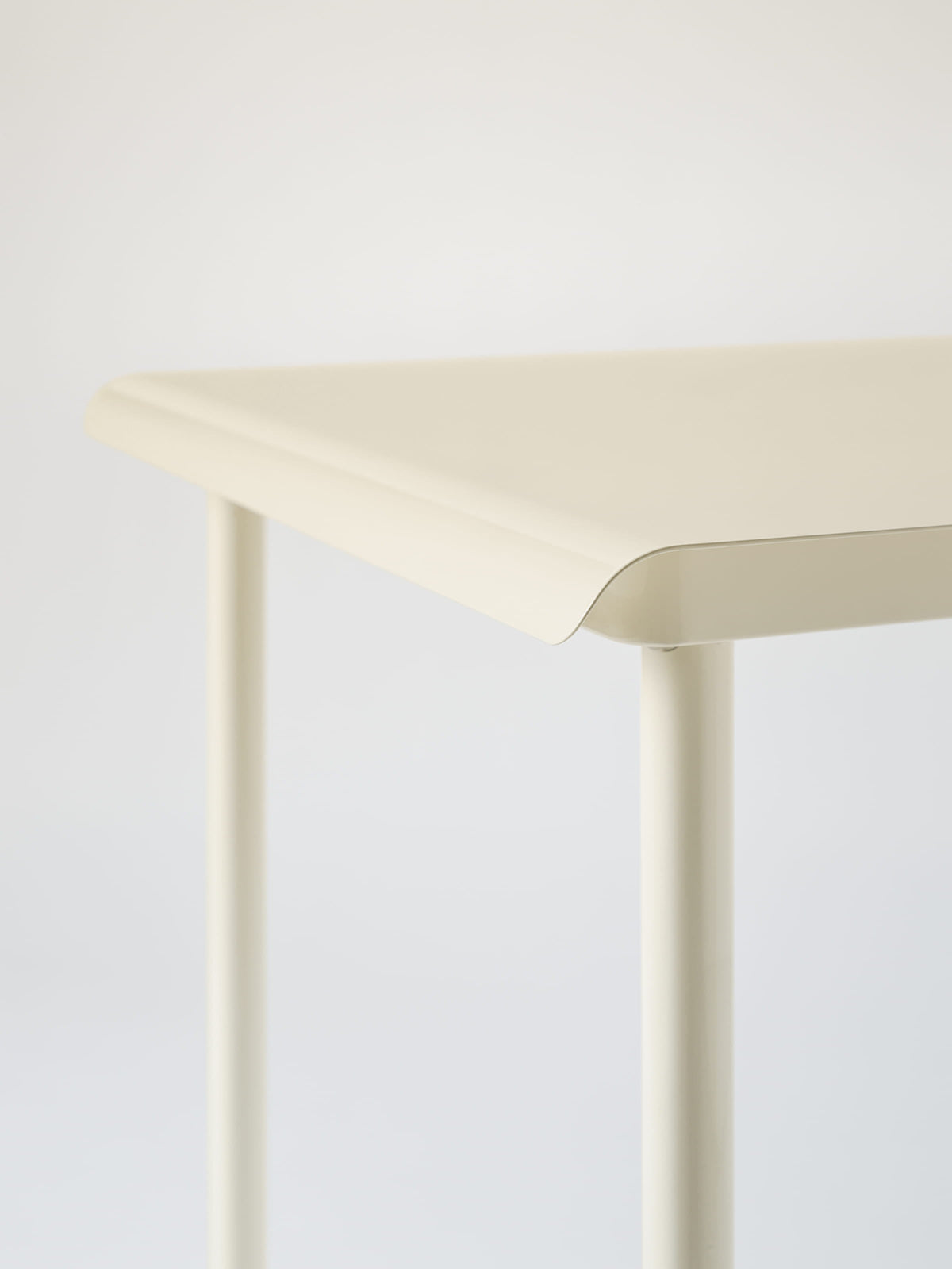 Patio 75x75 Café Table - Pearly White