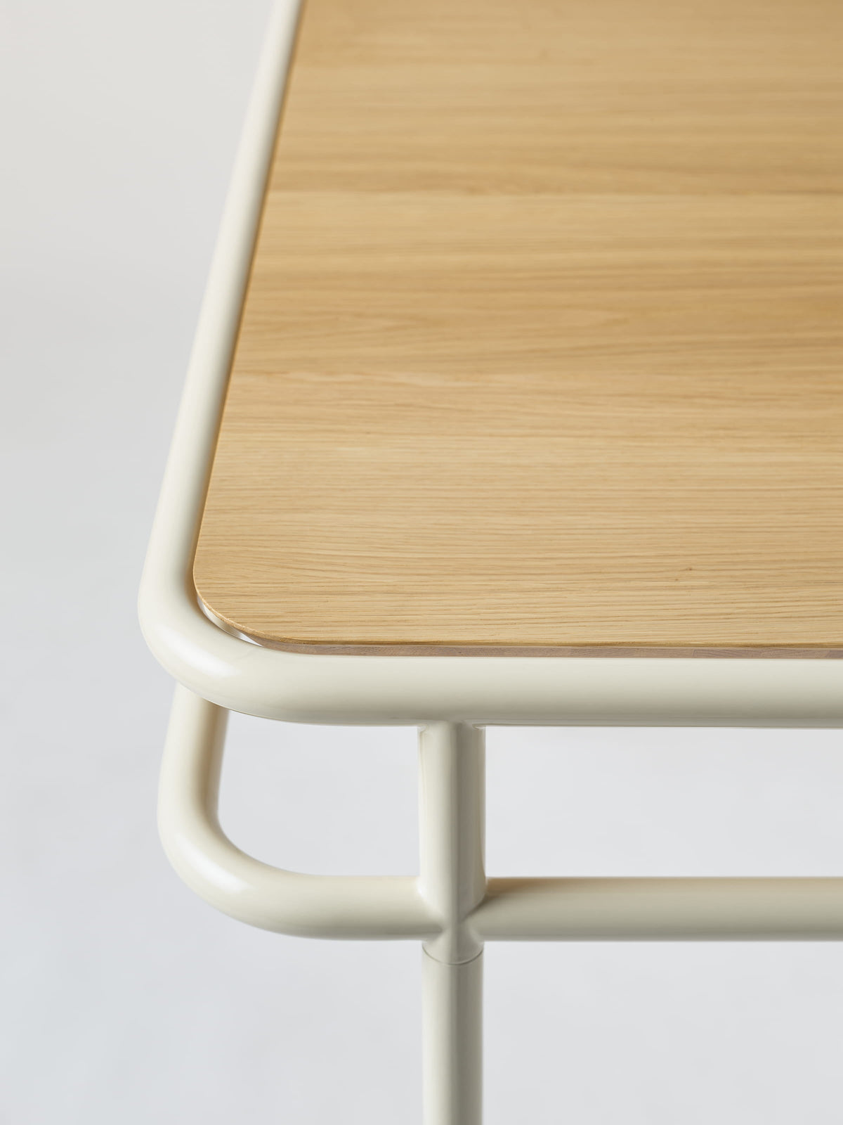 UD 180x90 / natural oak top Table - Pearly White