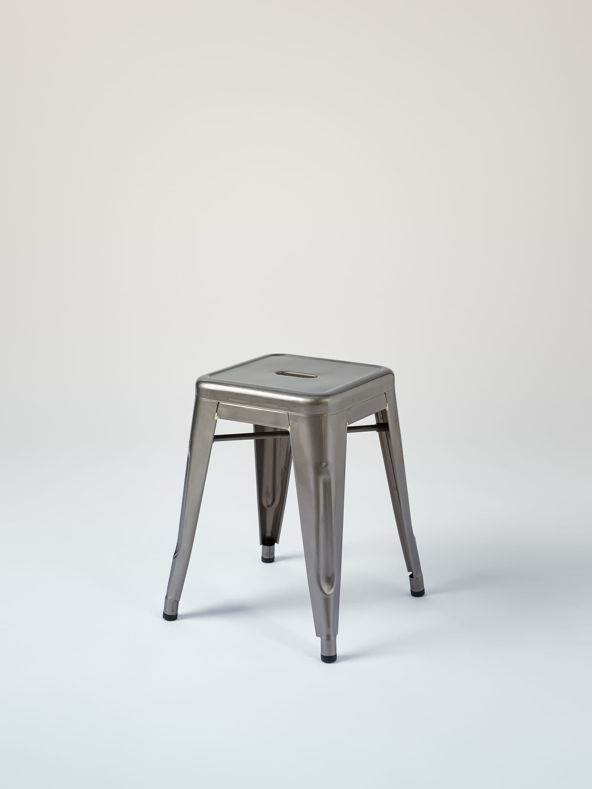 H45 Stool - Raw Varnished