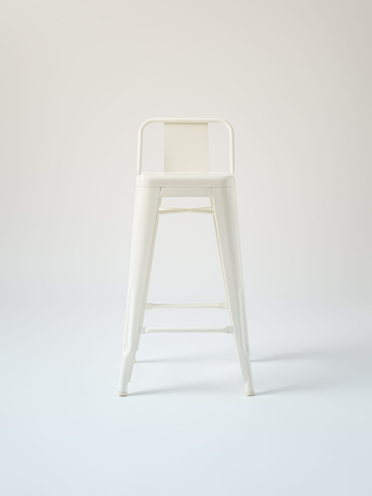 HPD65 Stool - Pure White