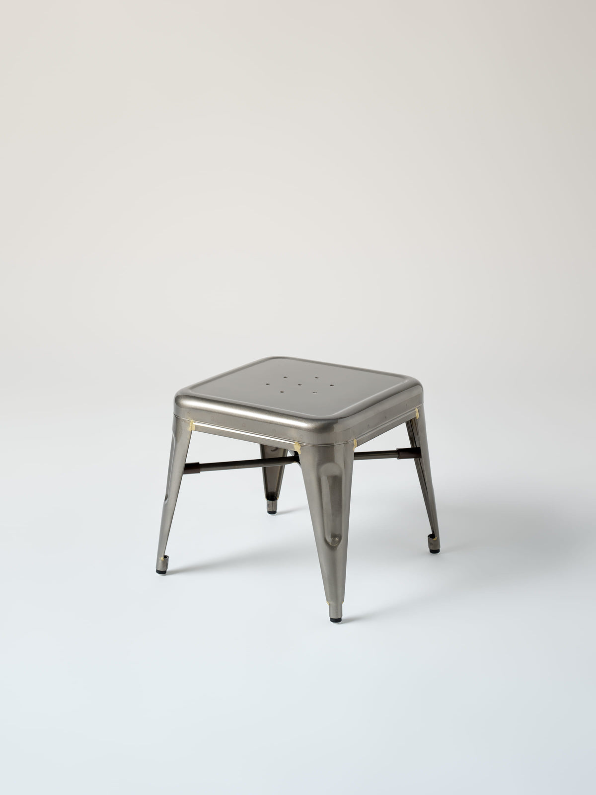 H30 Stool - Raw Varnished