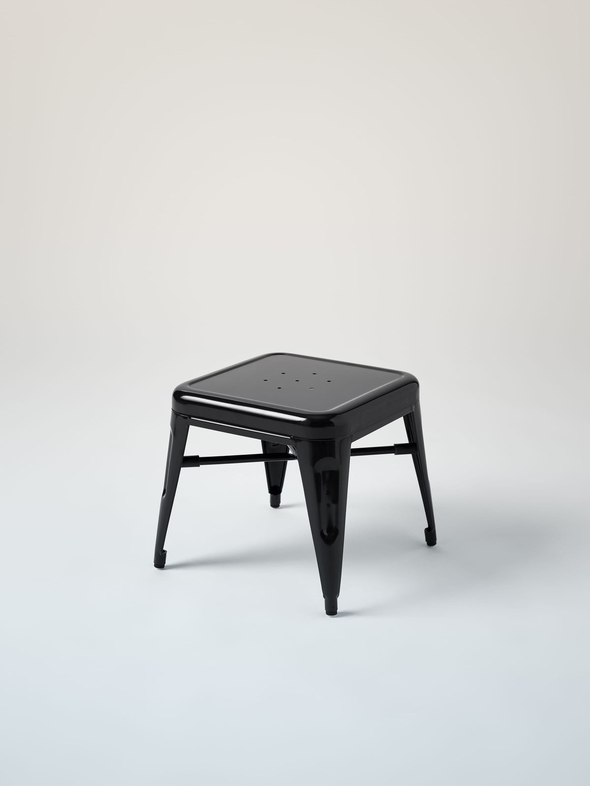 H30 Stool - Dark Black