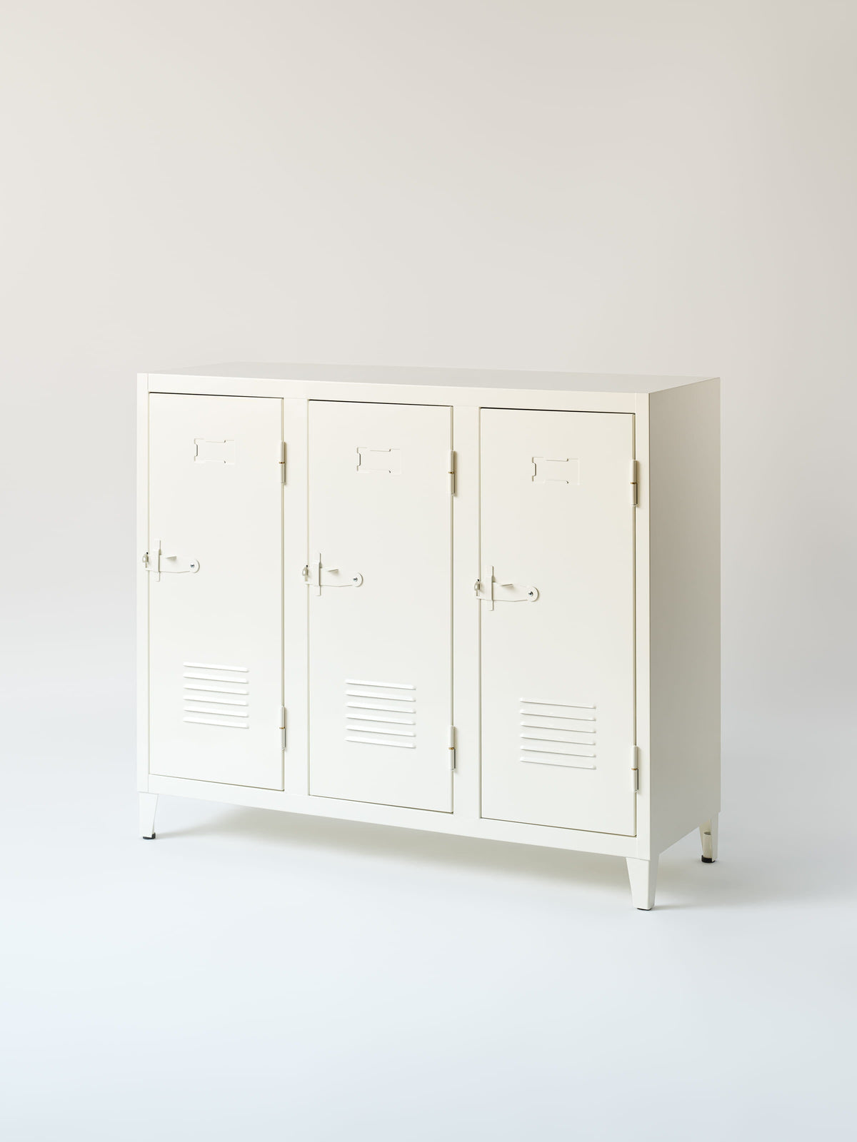 Low Locker B3 - Pure White