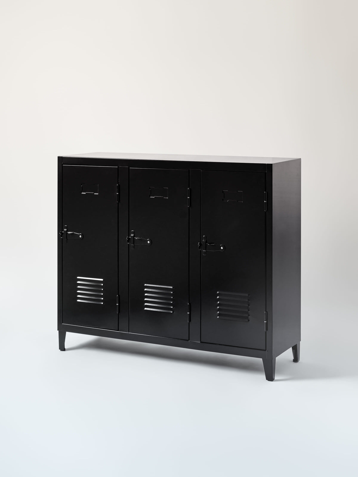 Low Locker B3 - Dark Black