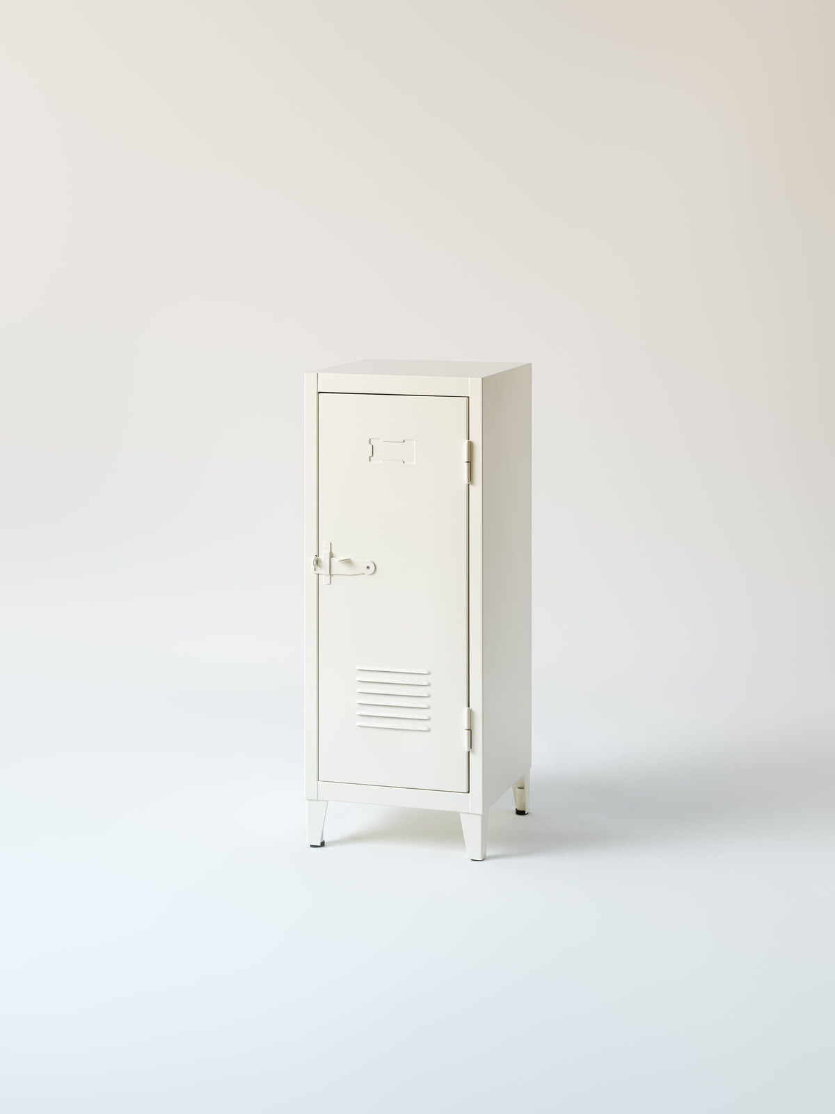 Low Locker B1 - Pure White