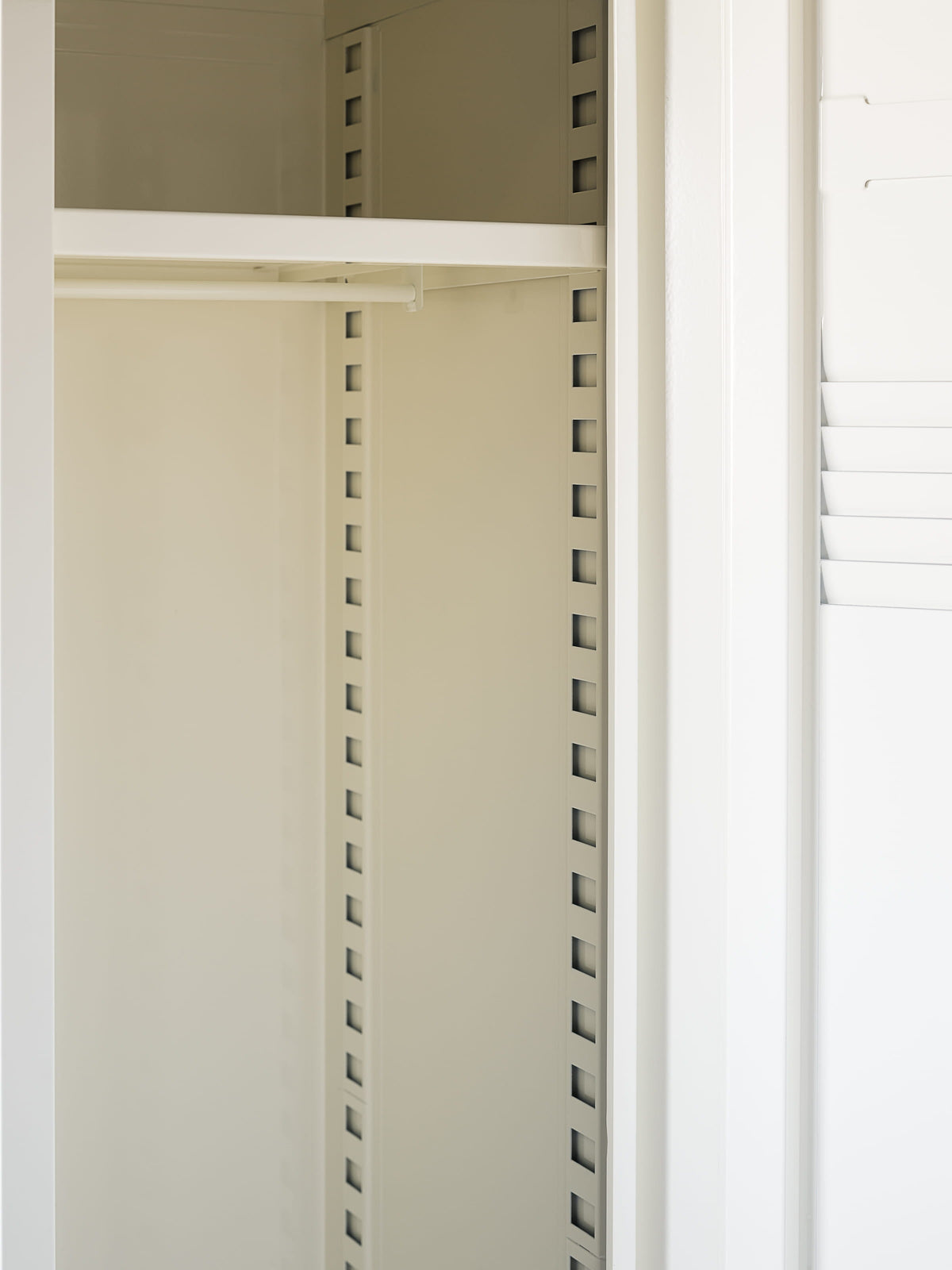 High Locker B1 - Grey Beige